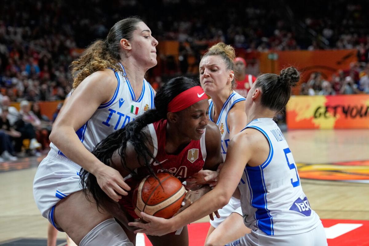 Italia asusta a EEUU y China supera a República Checa en el Mundial FIBA femenino