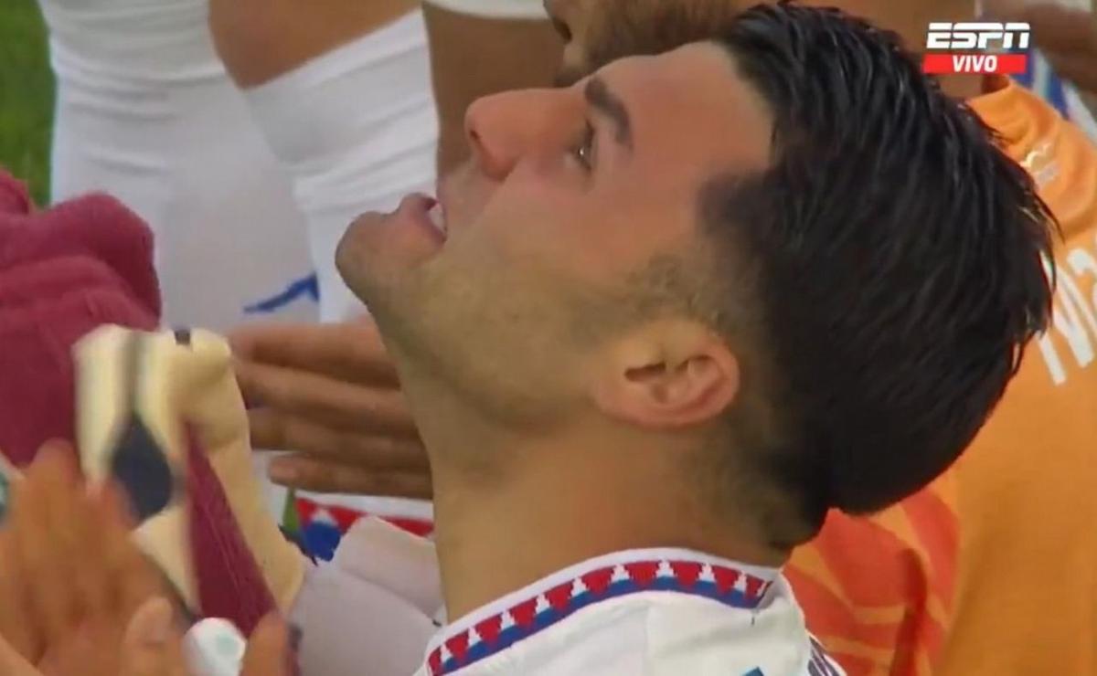 Nacho Russo rompió en llanto en el duelo ante Newells. 