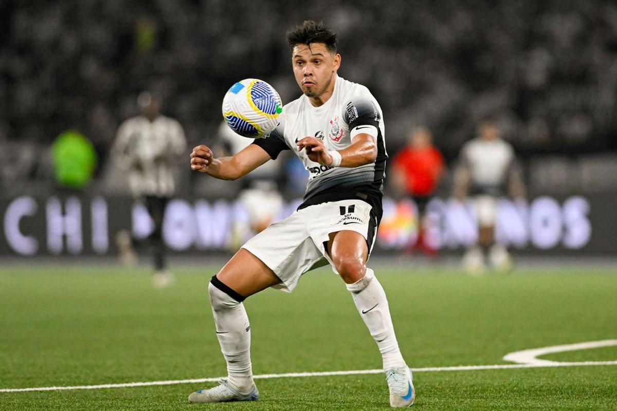 Ángel Romero, delantero paraguayo con la camiseta del Corinthians. (Foto NA: redes)