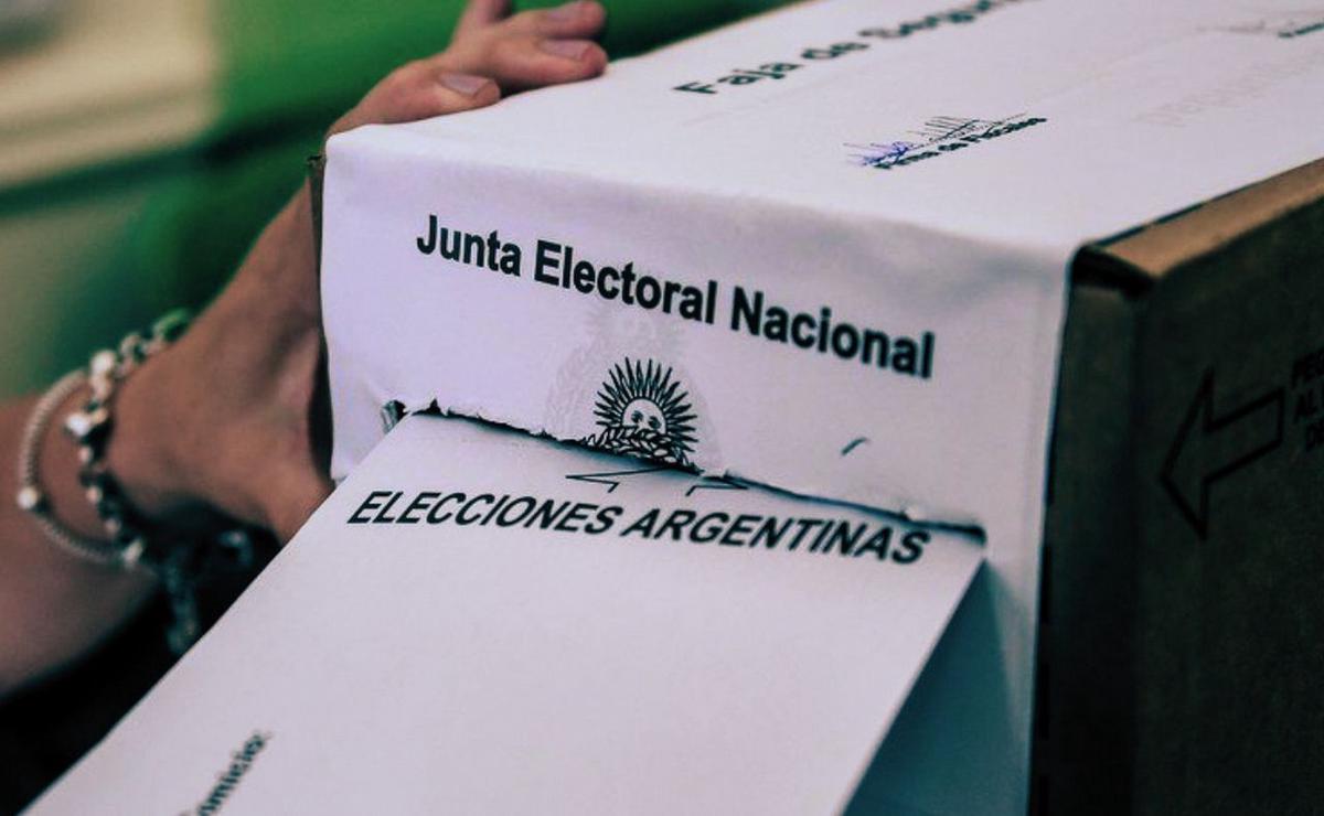 FOTO: Elecciones y debates en torno a la idoneidad en la política argentina.