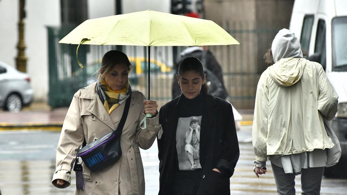 Tormenta causa cortes de luz a casi 13 mil usuarios en el AMBA