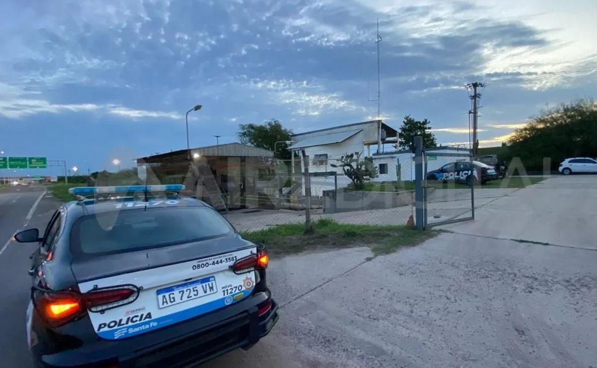 AUDIO: Retoman la búsqueda de un hombre que se arrojó al agua en Santa Fe