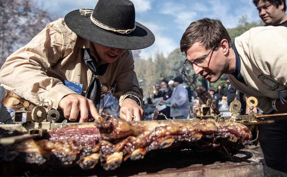 Tradicional concurso de Asado a la Estaca el 20 de Junio.