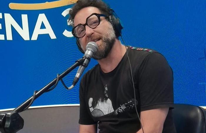 “Si esto es el progreso, me enrolo en la barbarie”: Enrico Barbizi estrena nuevo disco en Córdoba