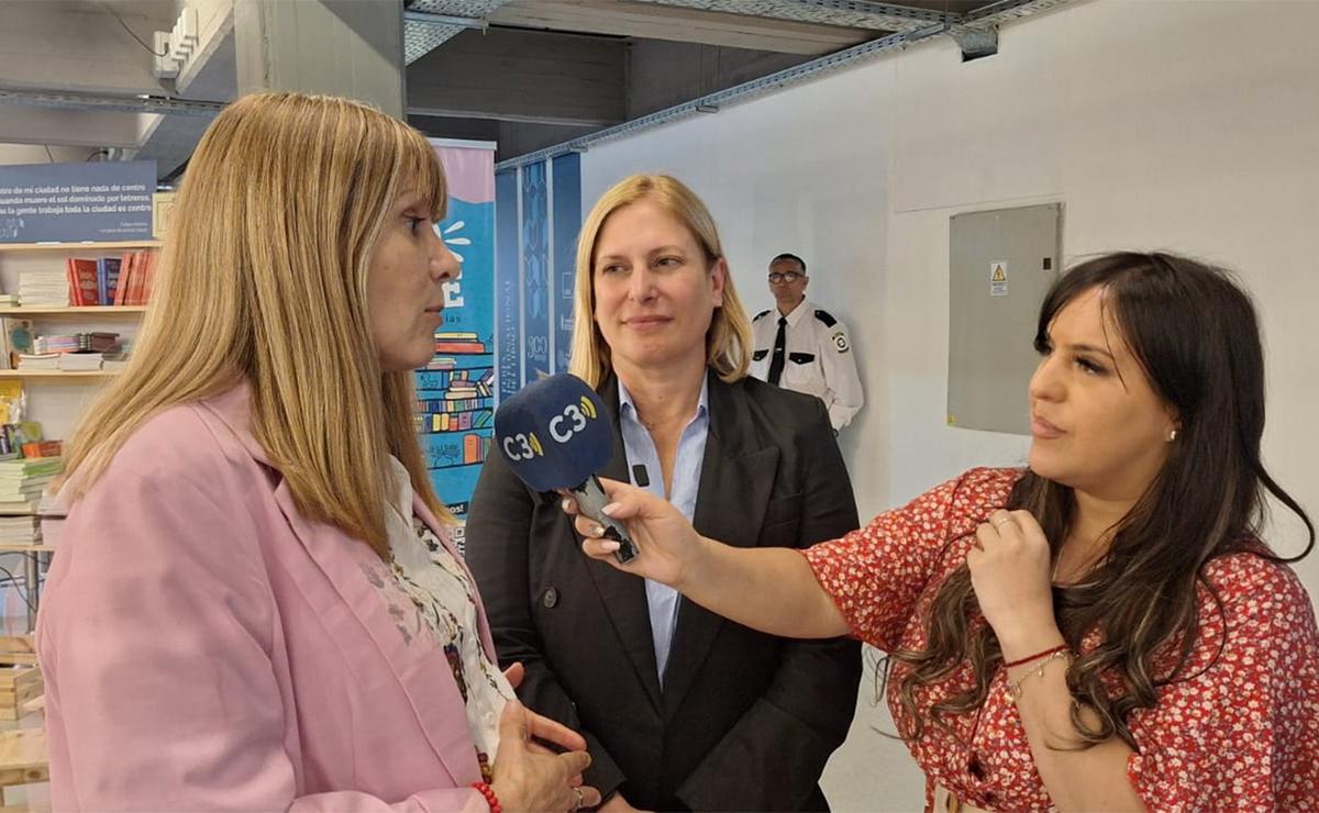 Gisela Scaglia y Susana Rueda, las damas de la literatura en el gobierno provincial.