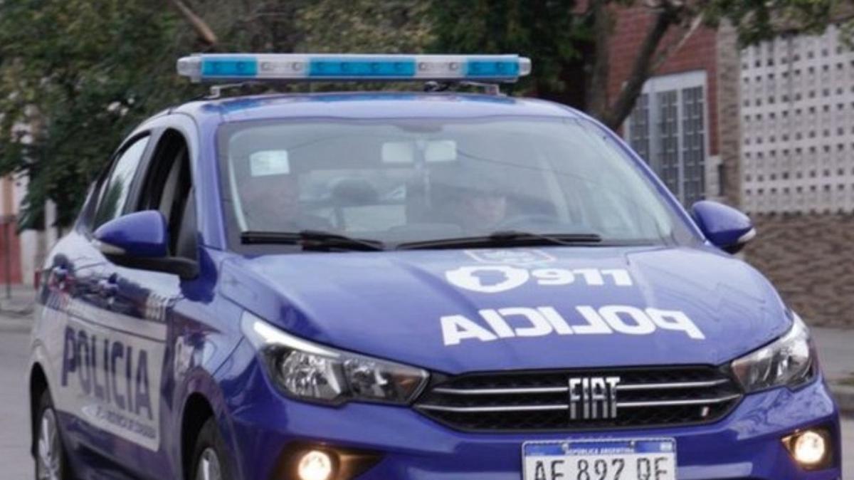 FOTO: Un oficial fue detenido por vender una moto de la Policía a un particular.