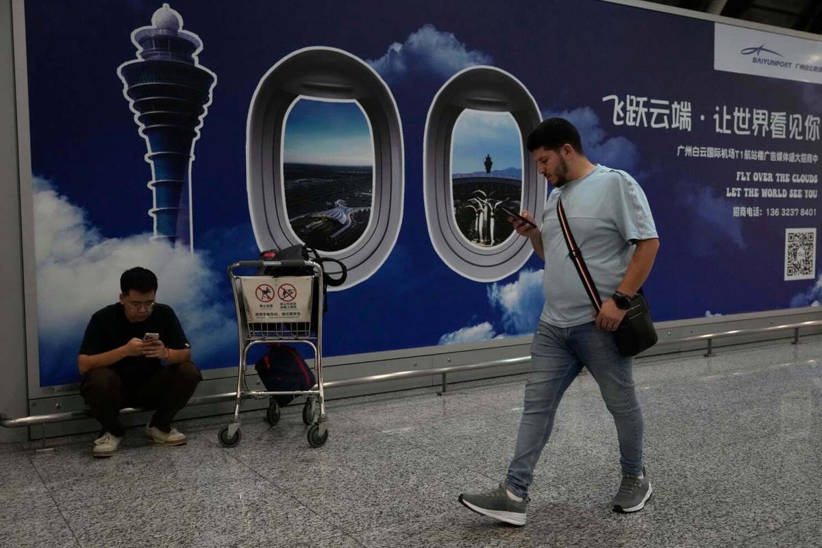 China lanza una visa para atraer a trabajadores tecnológicos extranjeros
