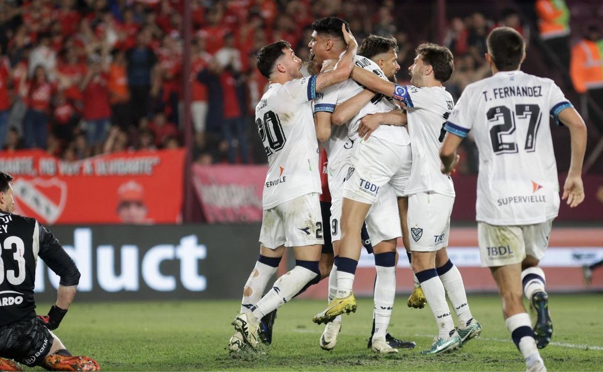 FOTO: Vélez venció a Independiente y es semifinalista. (Foto:Copa Argentina) 