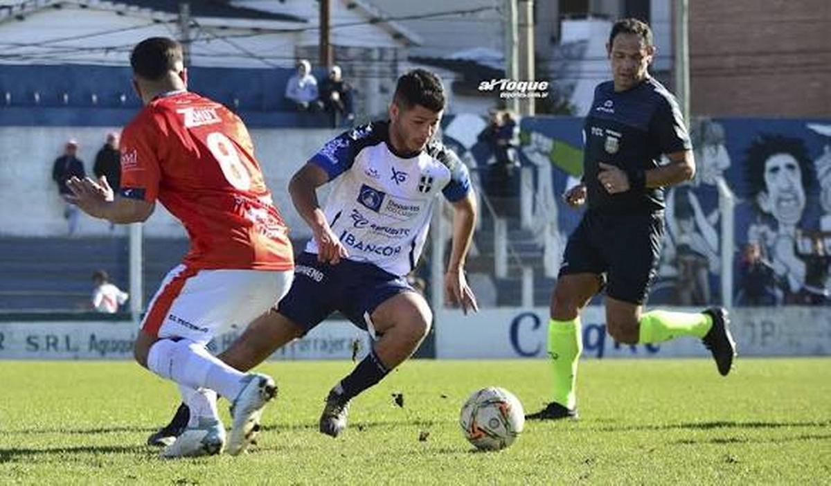 Atenas, obligado ahora a golear (Foto Ascenso del Interior)
