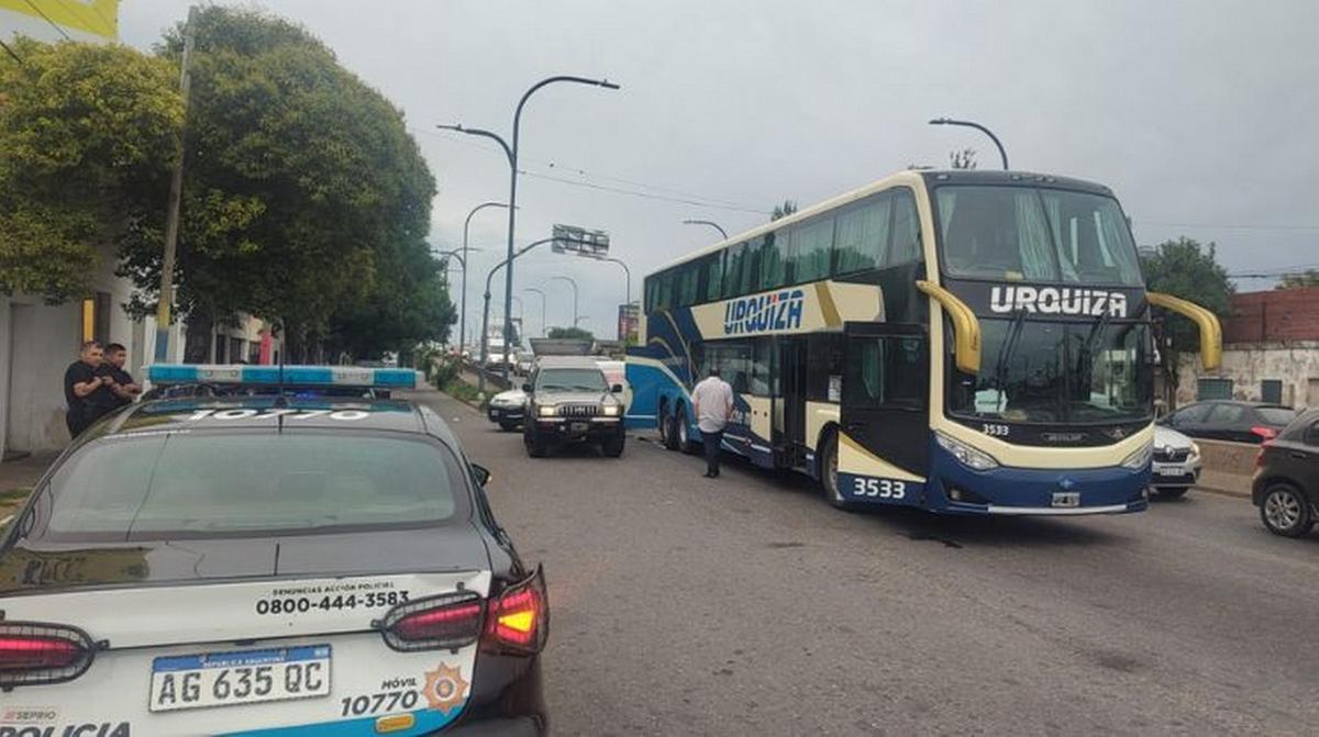 Colectivo varado de la línea Urquiza.