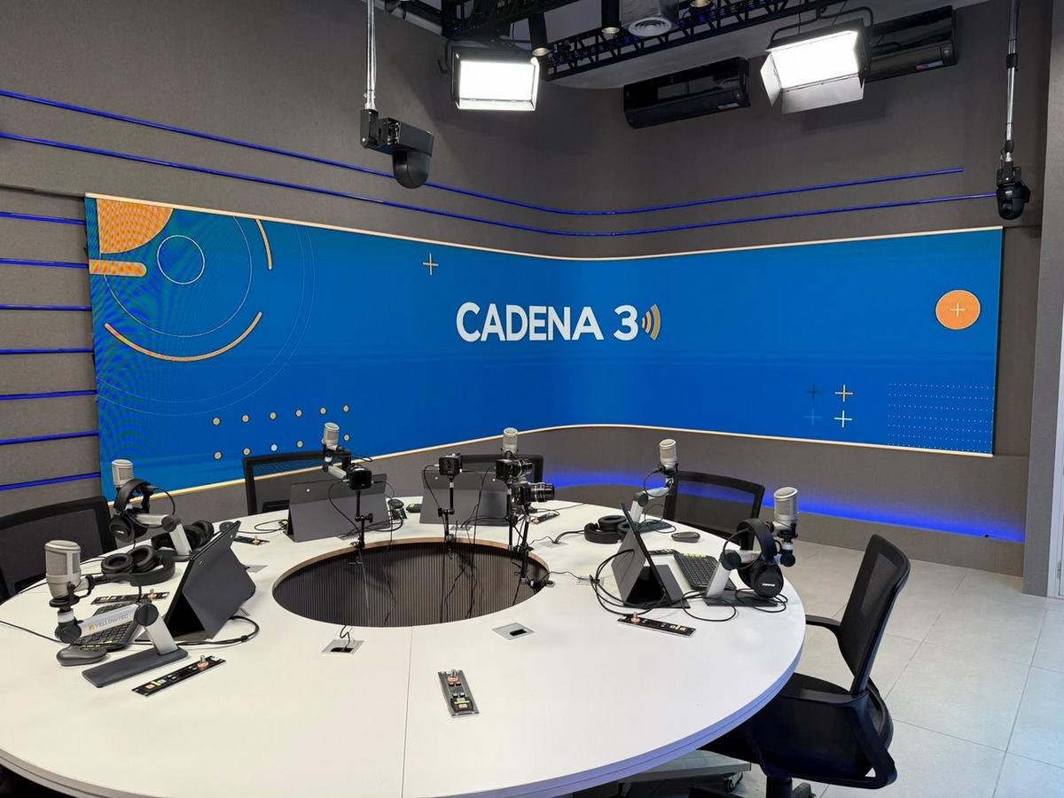 Cadena 3 presentó el nuevo estudio.