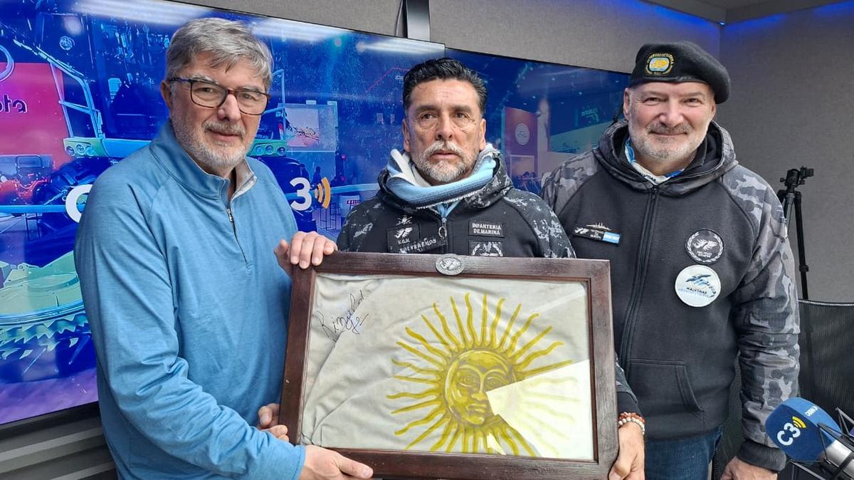 Los veteranos José Cruz y Marcelo Assetto visitaron el estudio de Cadena 3.