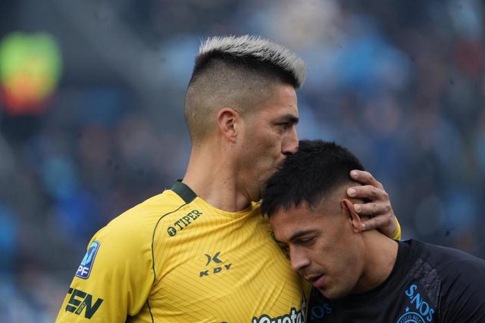 El tierno momento entre los hermanos Fernández en la previa de Belgrano-Defensa