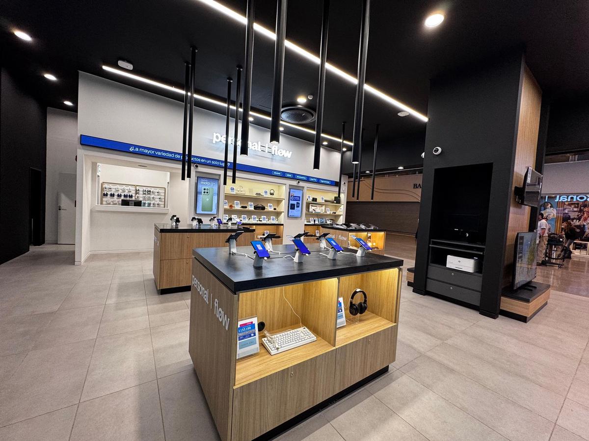 Así es la nueva tienda de Personal y Flow en la capital cordobesa. 