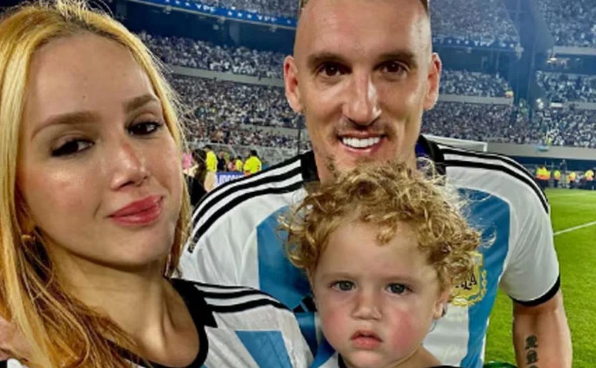 FOTO: Franco Armani junto a su familia. (Foto: NA/archivo)