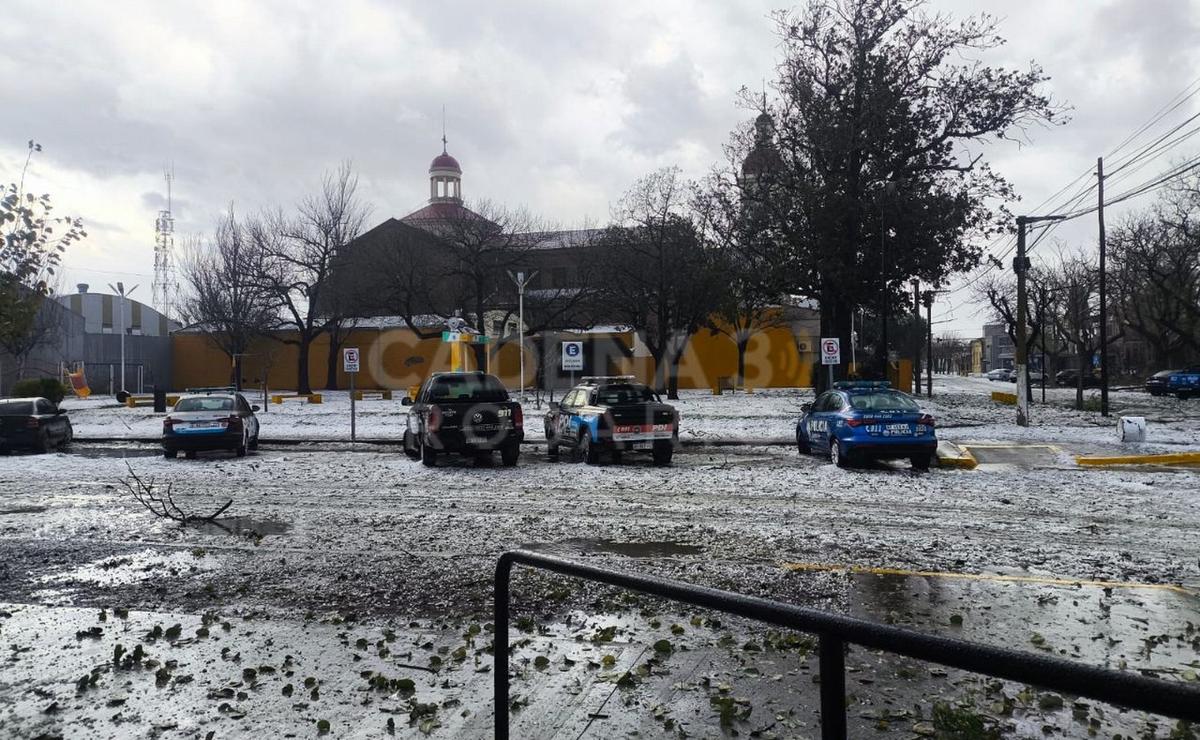 Granizo en la zona de Las Rosas.