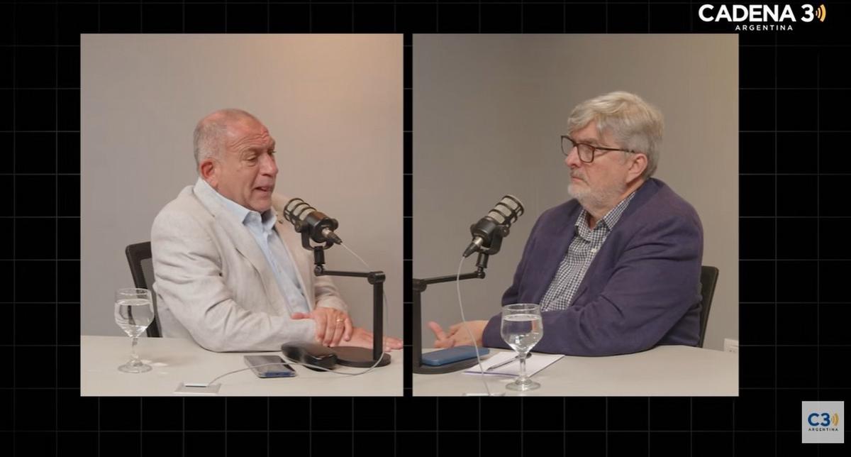 El senador Luis Juez, del interbloque libertario, en diálogo con Sergio Suppo.