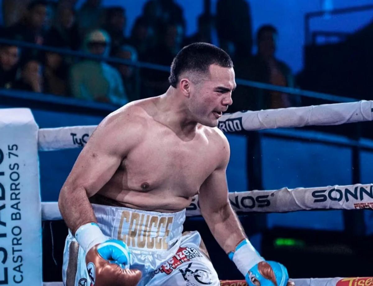 Karim Crucce superó a Ringo Bonavena y es el campeón pesado argentino más joven