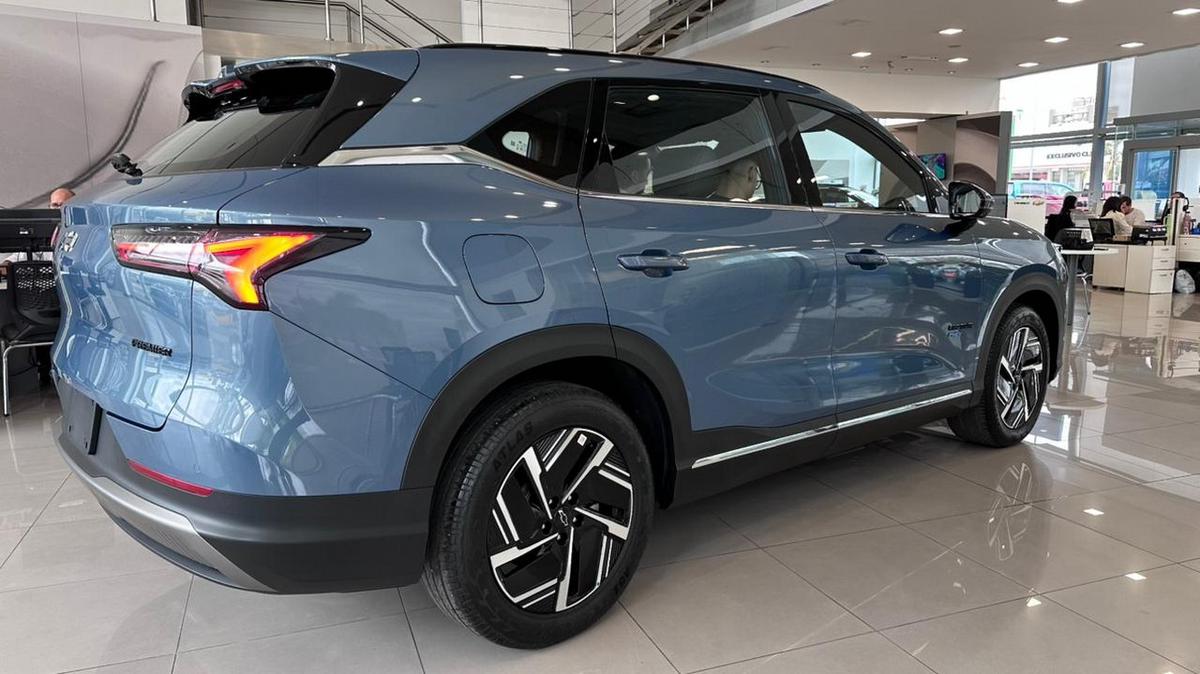 La nueva Chevrolet Captiva PHEV (Híbrida Enchufable) 2026.