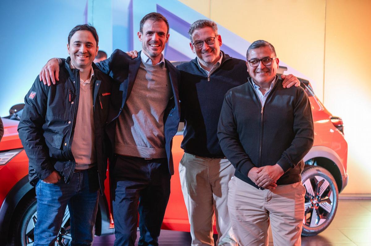 Andrés González (Gte.Ventas) y José Keselman (D.Comercial) de Autocity