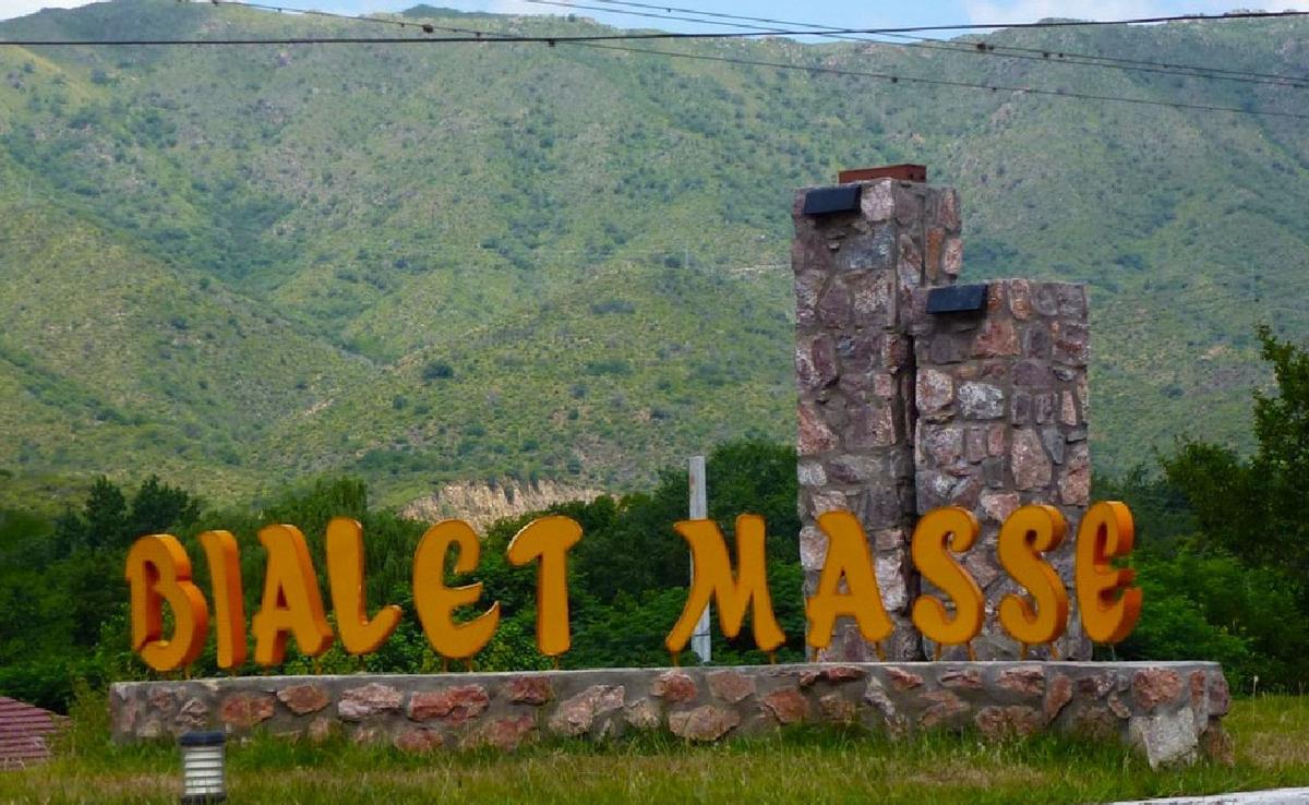 Vecinos de Bialet Massé denuncian que están sin agua hace una semana. (Gentileza)