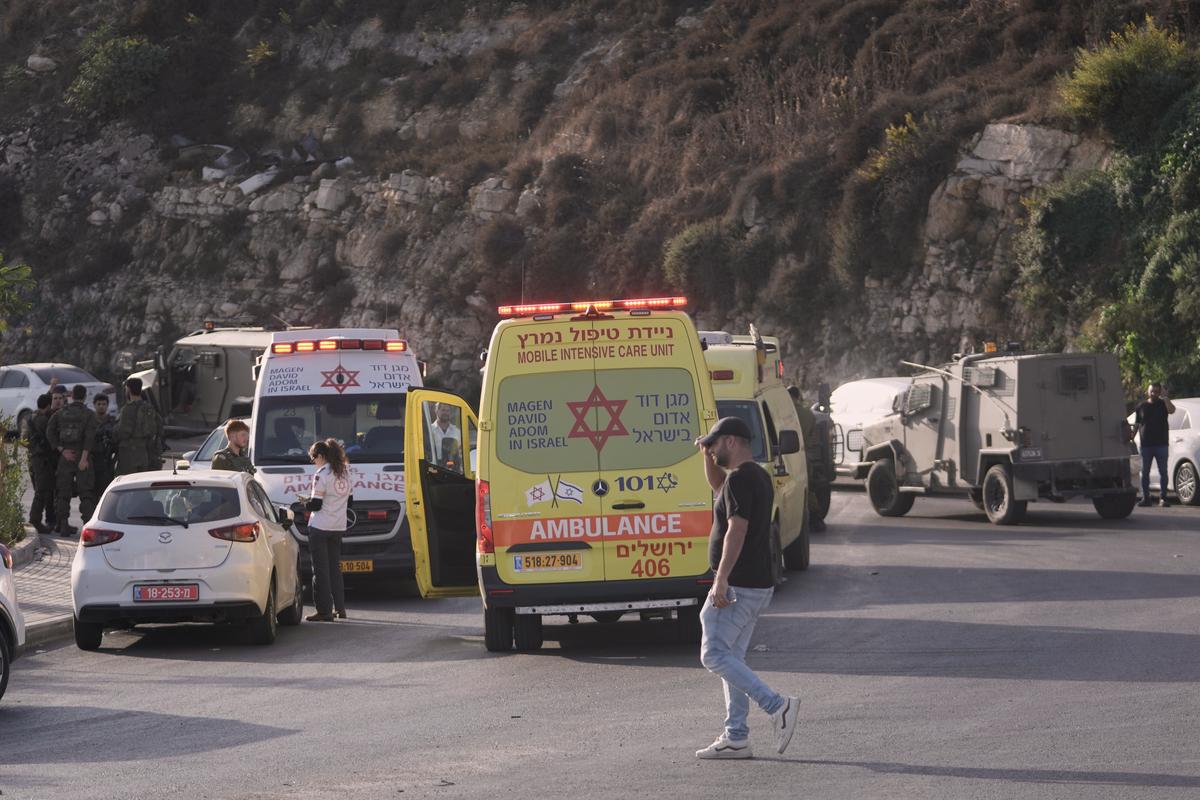 Netanyahu ordena cierre de Cisjordania luego que soldados israelíes matan a 2 hombres