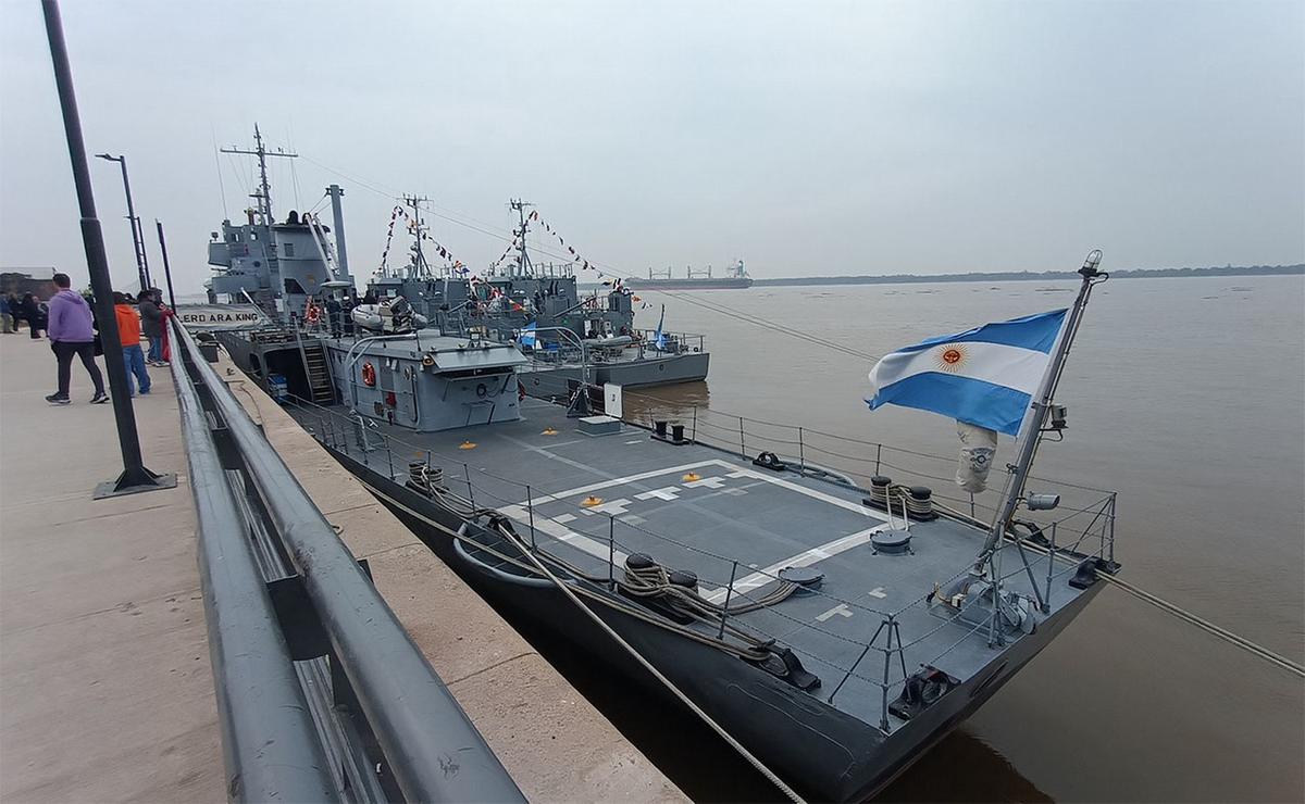 El buque más antiguo de la Armada llegó a Rosario.