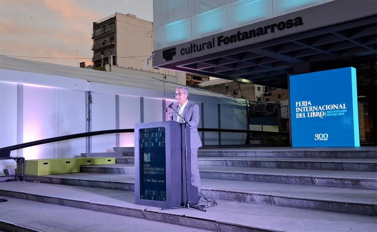 El acto de apertura de la Feria del Libro 2025 en Rosario.