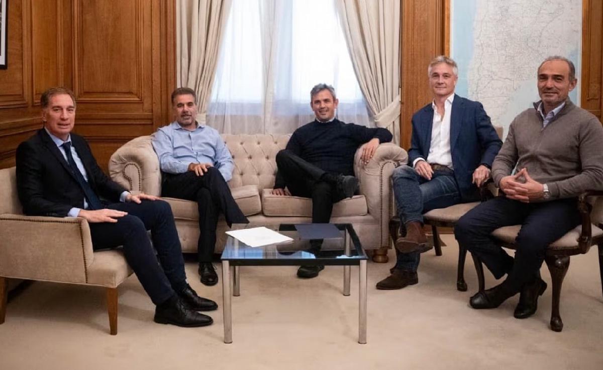 Santilli, Lule Menem y Martín Menem volvieron a recibir a Ritondo y Fernando De Andreis.