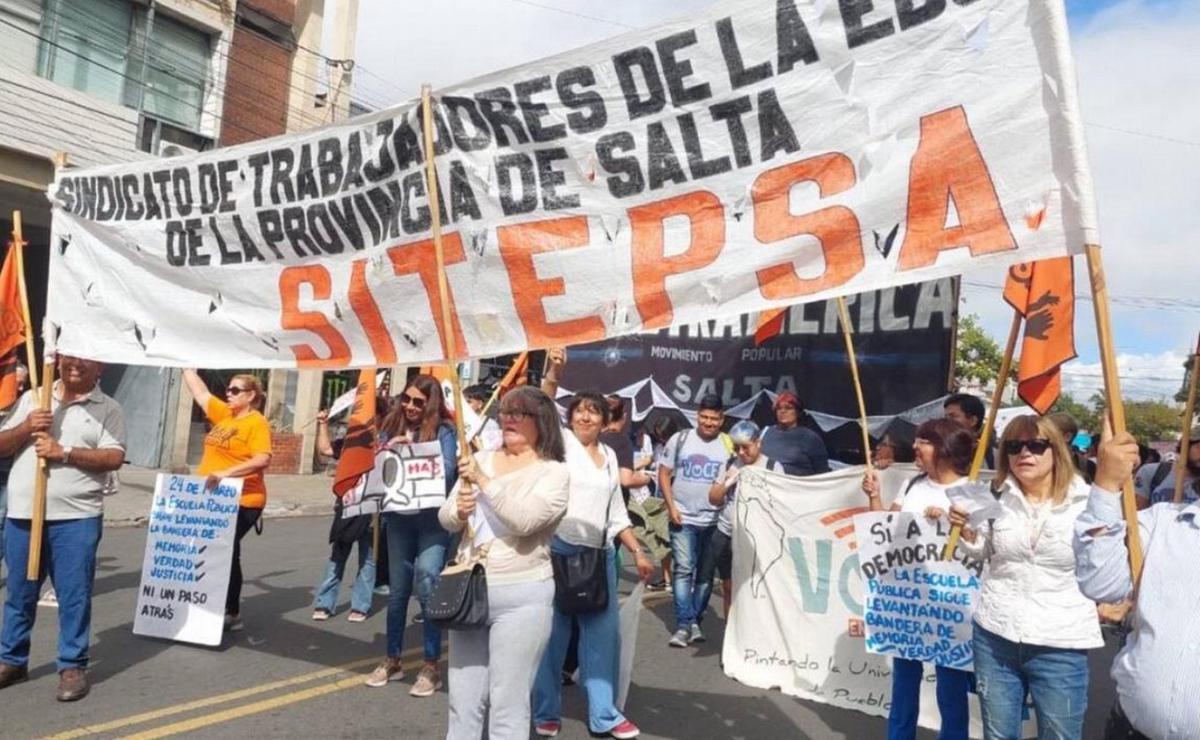 Paritaria: docentes de Salta exigen que se restituya la compensación transitoria.