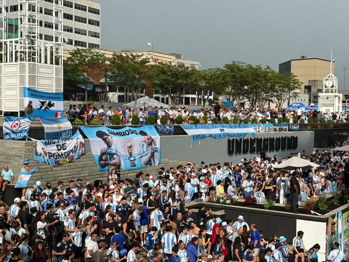 Banderazo argentino en Atlanta. 