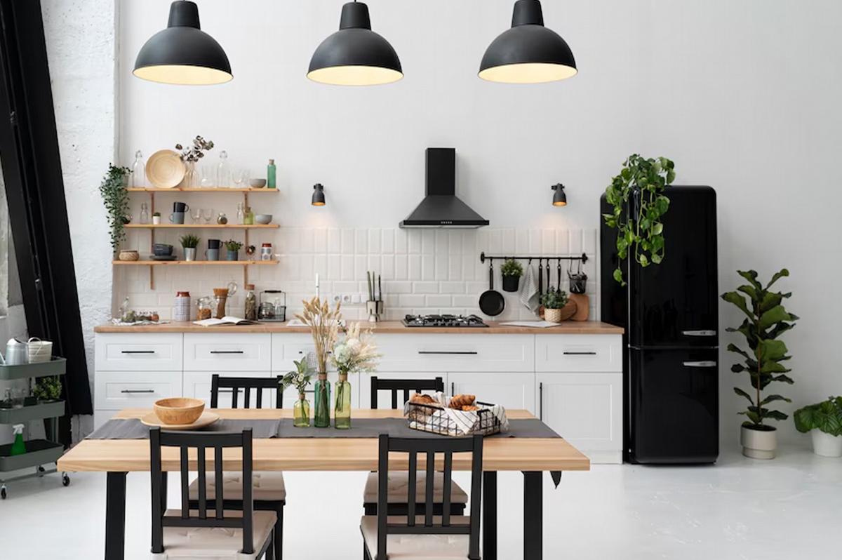 Los estantes en la parte superior, las estrellas del almacenaje abierto Freepik.