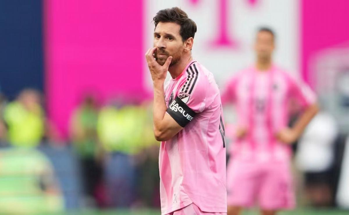 Lionel Messi preocupado. Foto: archivo.