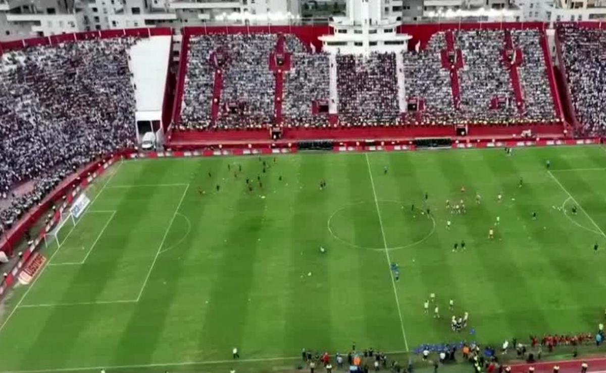 FOTO: La Selección argentina llevó adelante el partido benéfico para Bahía Blanca. (NA)