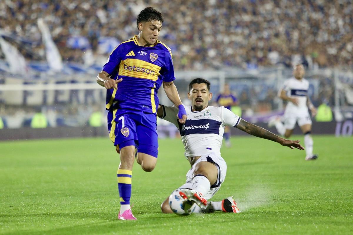 FOTO: Boca y Gimnasia se enfrentan en Rosario