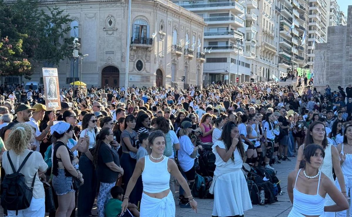 A 50 años del golpe, masiva marcha en Rosario con acto en el Monumento.