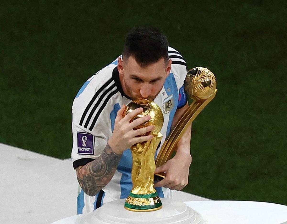 Messi en la premiación luego de su consagración en el Mundial 2022.
