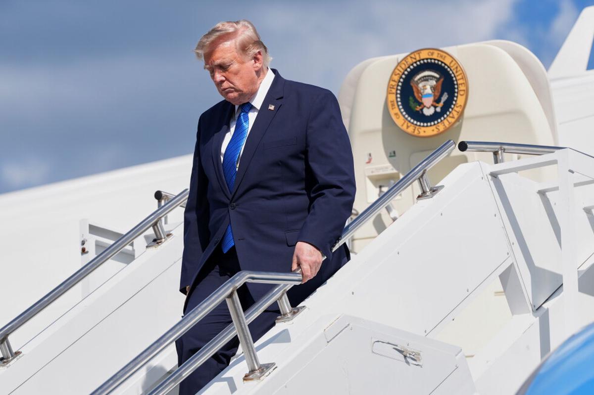 Trump dice que ordenará una pausa en ataques a Irán tras acordar bases para fin de guerra