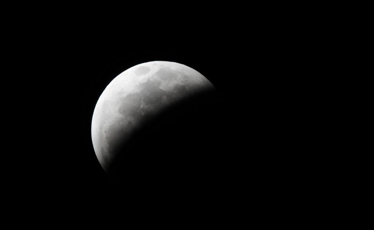 Eclipse lunar: así se vio la “Luna de Sangre” desde Funes