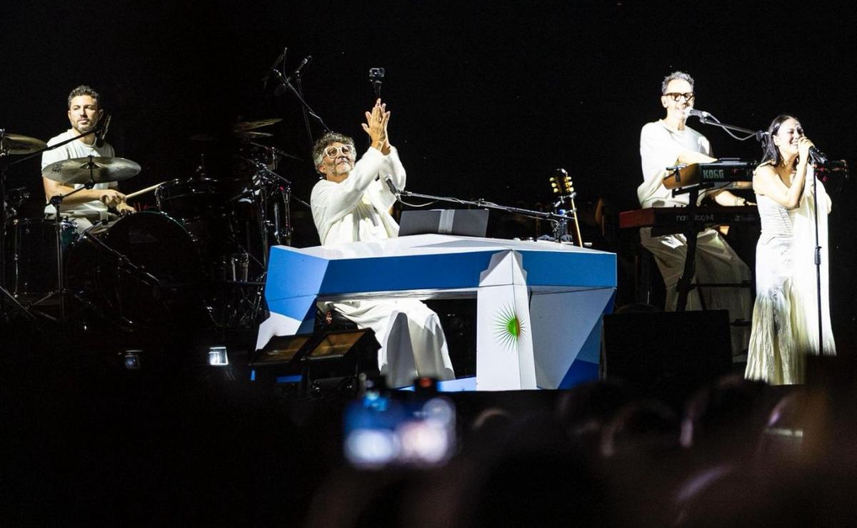 Una multitud acompañó el recital de Fito en Rosario.