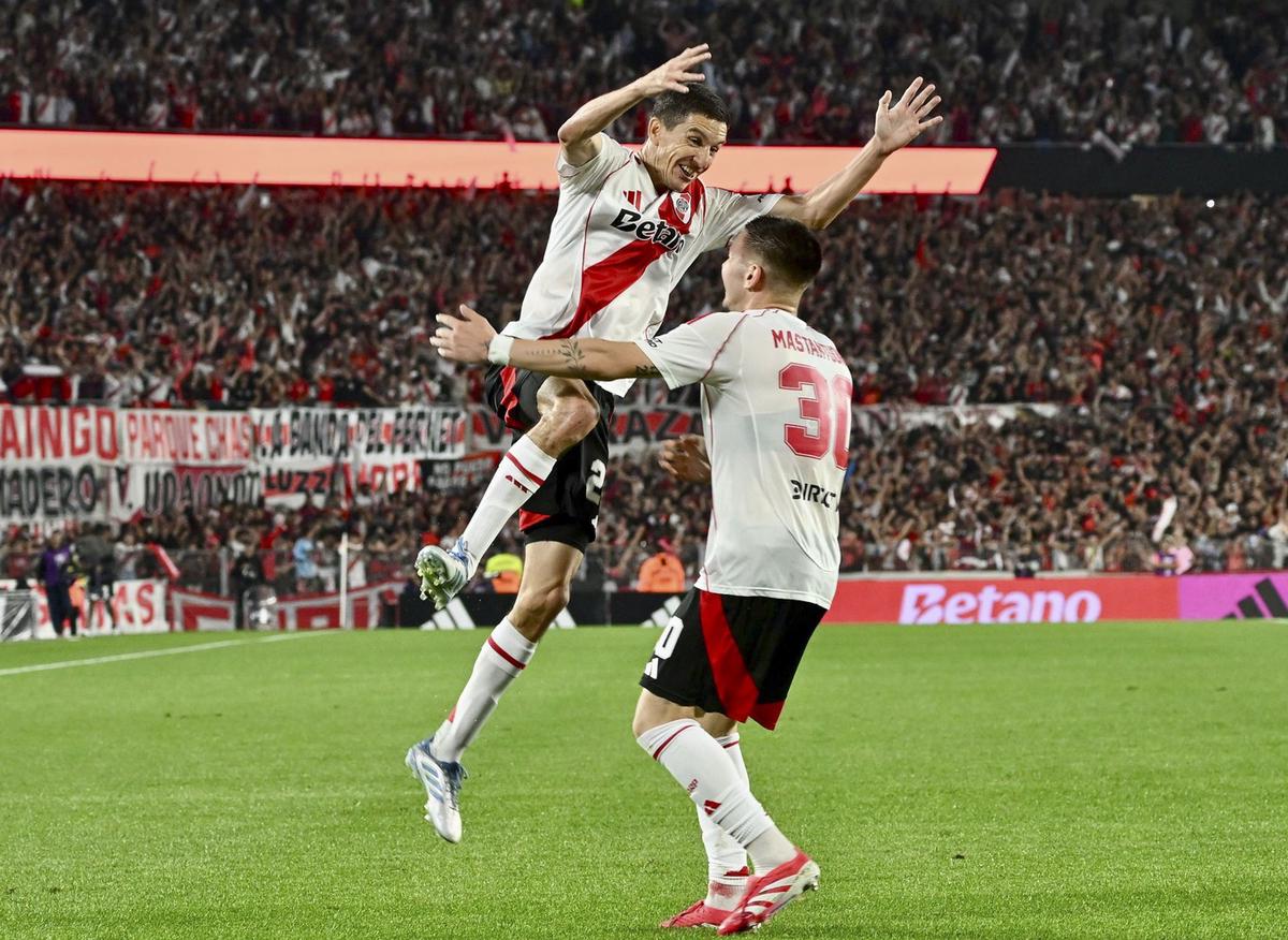 AUDIO: 4° Gol de River (Borja, penal)
