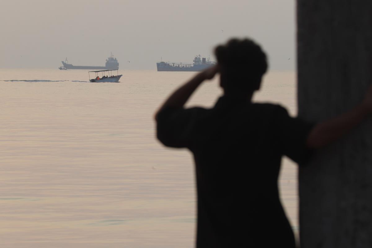 Irán sigue abierto a dialogar con EEUU bajo acuerdo mediado por Pakistán, dice enviado