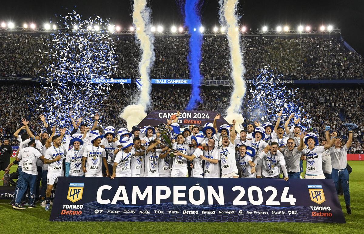 FOTO: Vélez, el campeón del fútbol argentino. 