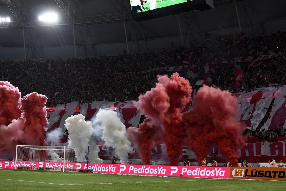 Estudiantes celebró su undécimo título en el profesionalismo. Foto: Luis Santillán/Agencia NA.