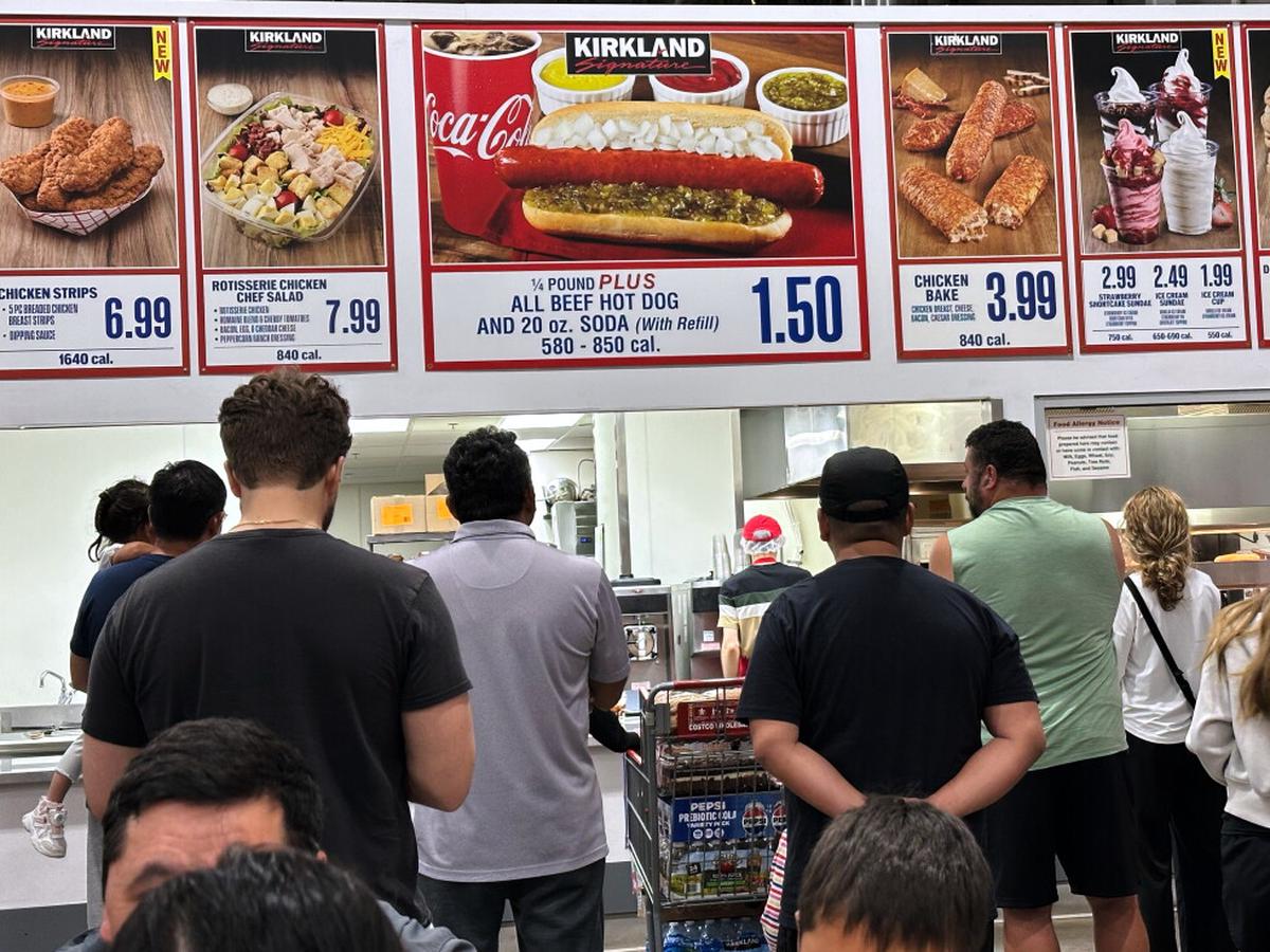 Leve aumento de ventas minoristas en EE.UU.; consumidores afectados por precios de la gasolina
