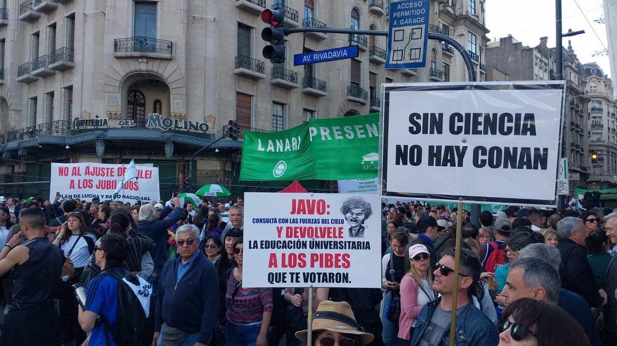 FOTO: La Marcha Federal Universitaria, en el Congreso