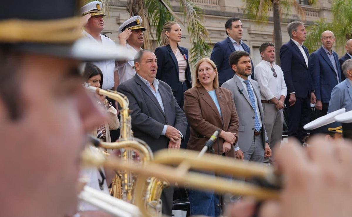 Santa Fe celebró el 239° aniversario del nacimiento del Brigadier López.