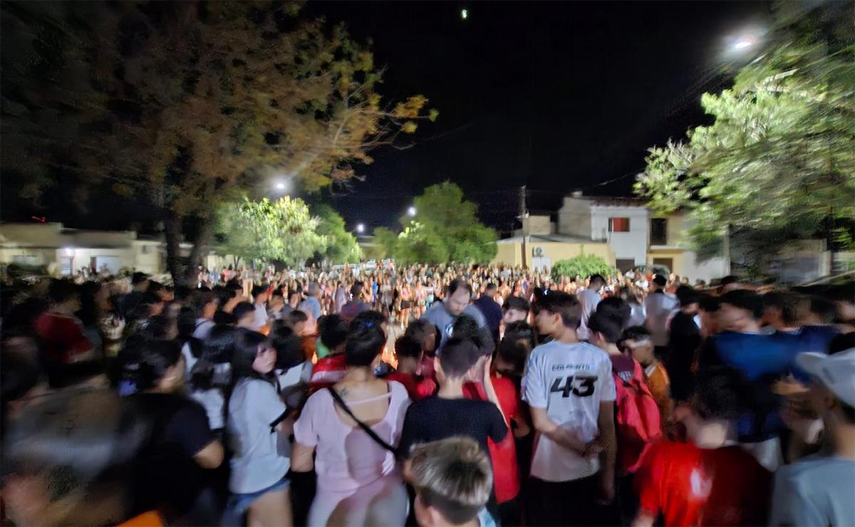 Dolor en San Cristóbal por el ataque en una escuela que dejó un nene muerto y heridos