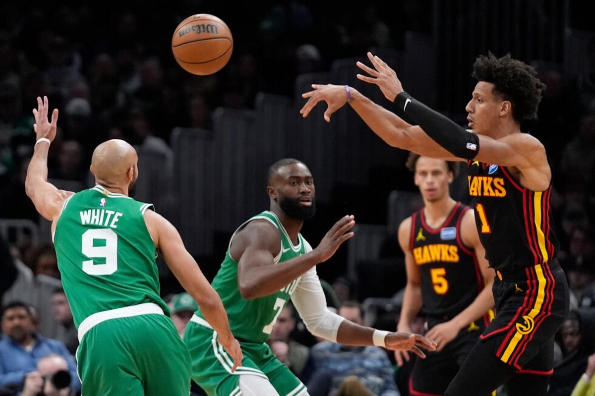 Los Hawks cobran venganza de una abultada derrota al vencer 117-106 a los Celtics