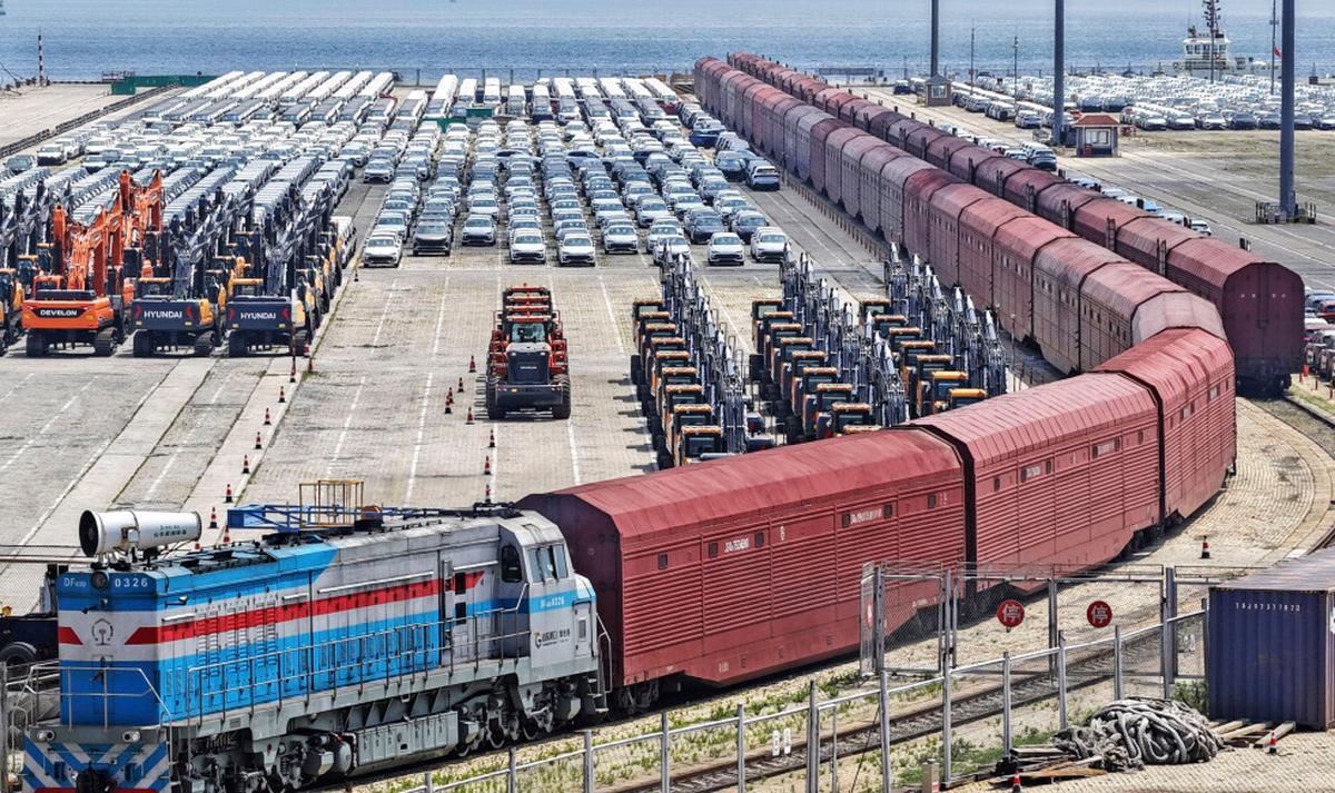 China aumenta sus exportaciones un 27% frente al año pasado por auge de IA y fuerte demanda